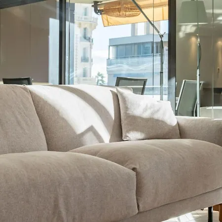 Magnificent 2 Bedroom In The Heart Of * Κάννες